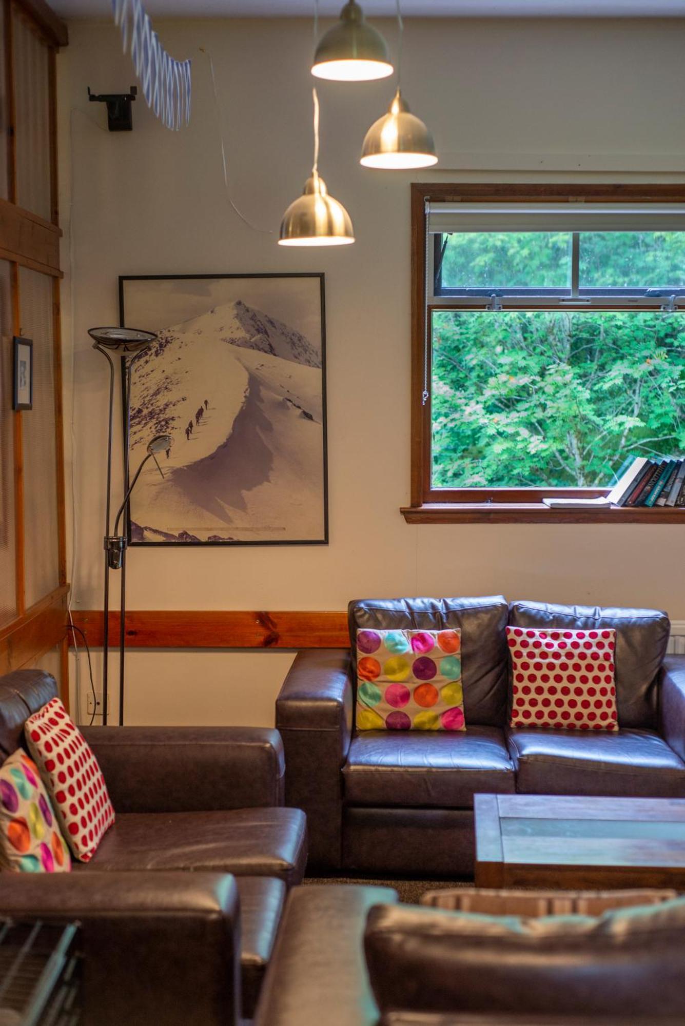 Crianlarich Youth Hostel エクステリア 写真
