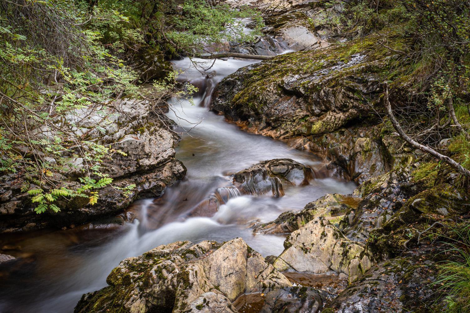 Crianlarich Youth Hostel エクステリア 写真